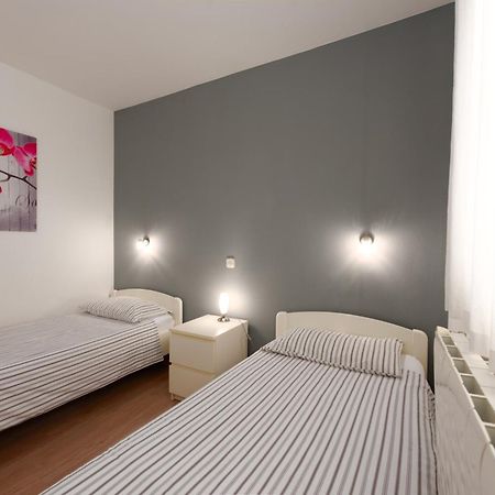 Apartments Dorijan With Pool Matulji Exterior photo