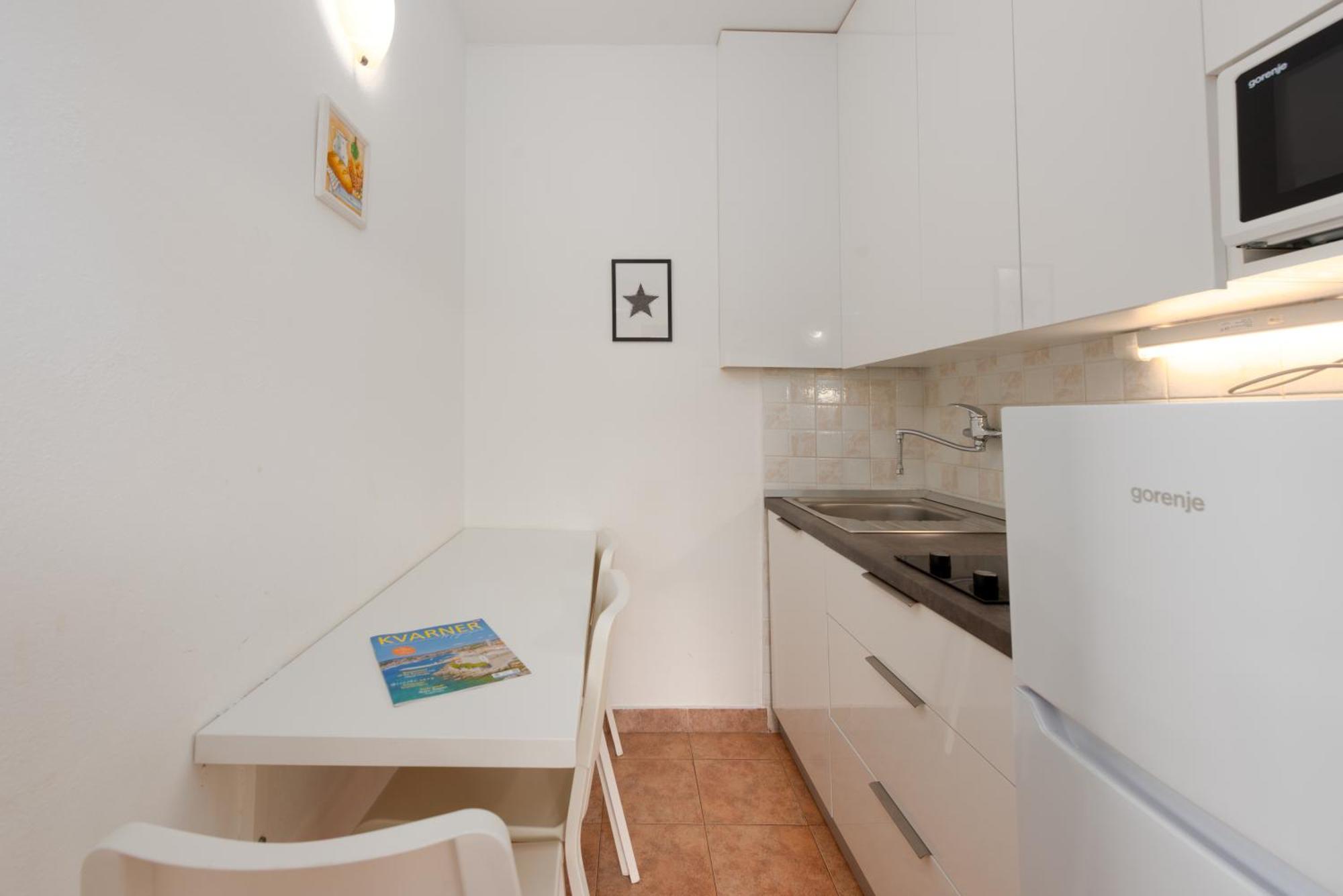Apartments Dorijan With Pool Matulji Exterior photo