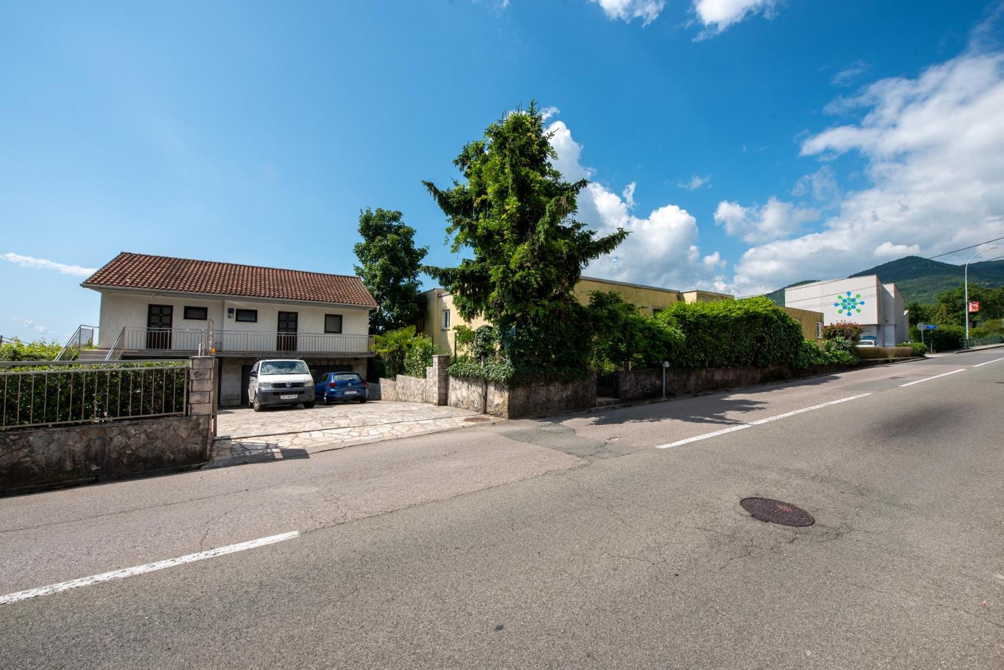 Apartments Dorijan With Pool Matulji Exterior photo