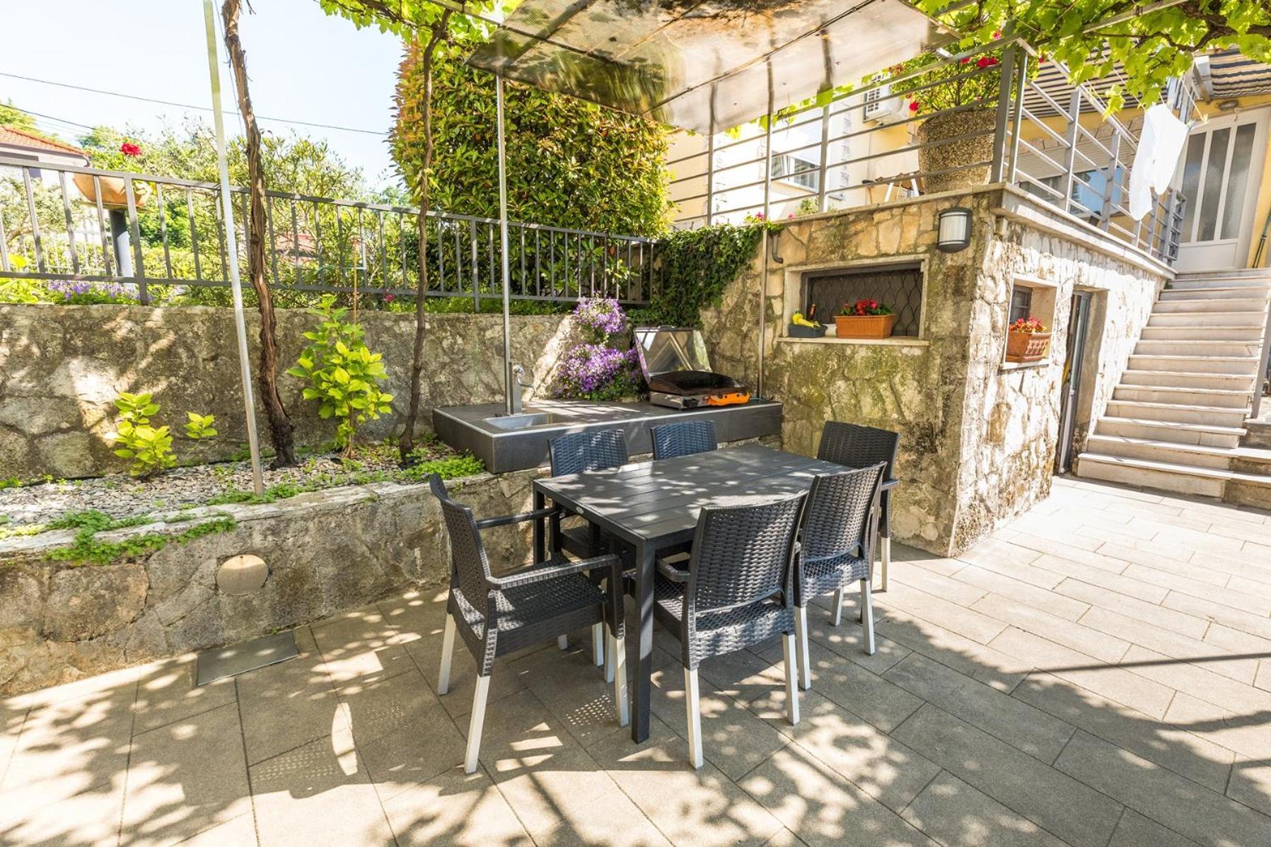 Apartments Dorijan With Pool Matulji Room photo