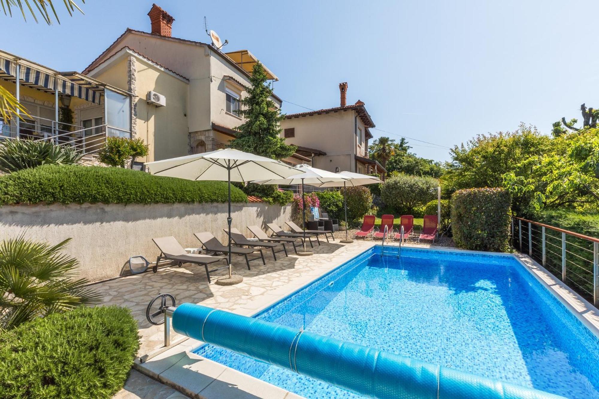 Apartments Dorijan With Pool Matulji Exterior photo