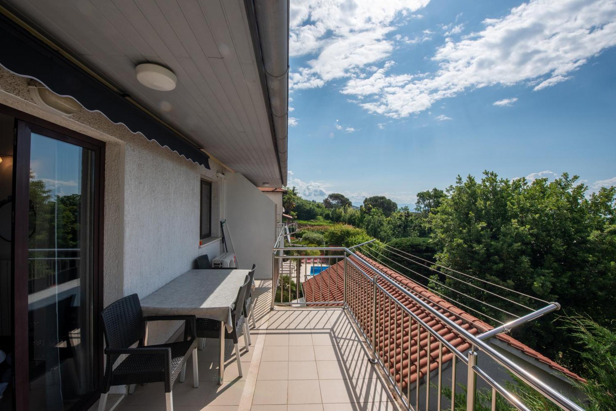 Apartments Dorijan With Pool Matulji Room photo
